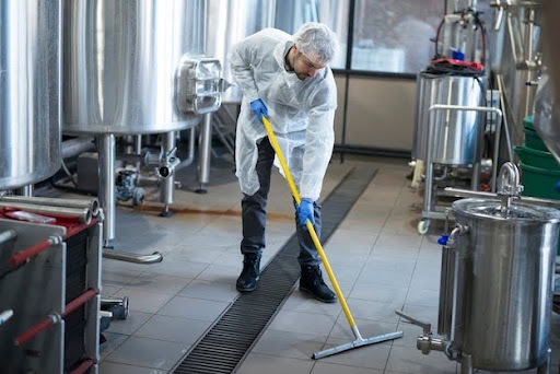 A Complete Guide to Commercial Cleaning Services